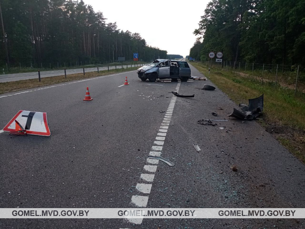 ДТП в Жлобинском районе: водитель госпитализирован 2 IMG_20210702_072835_743